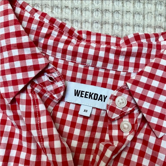 Weekday Stella Gingham Blouse XS Red White Check Cropped Boxy Cotton Shirt - Picture 12 of 14